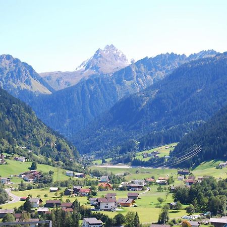 Alpenpension Maderer Gaschurn Bagian luar foto