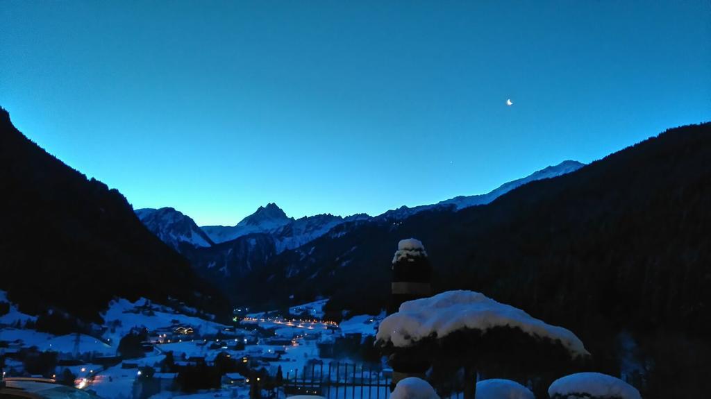 Alpenpension Maderer Gaschurn Bagian luar foto